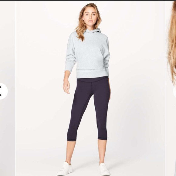 Lululemon Warm Down Hoodie 8 - Picture 1 of 4